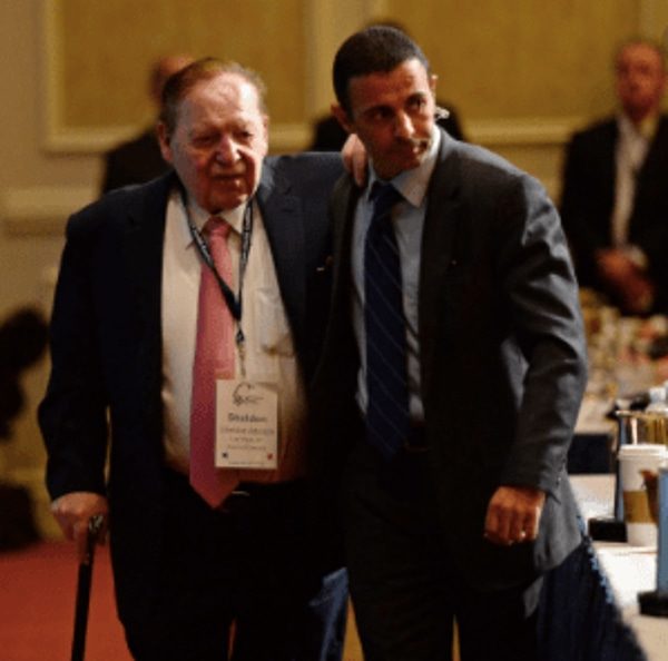 Click to enlarge sheldon adelson bodyguard