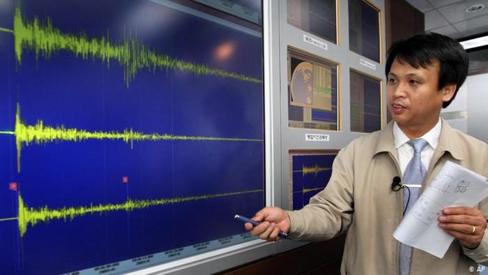 Click to enlarge Korea earthquakes