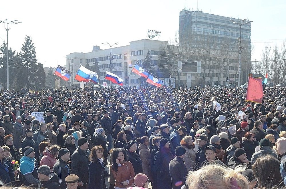 donetsk russian flag donbass