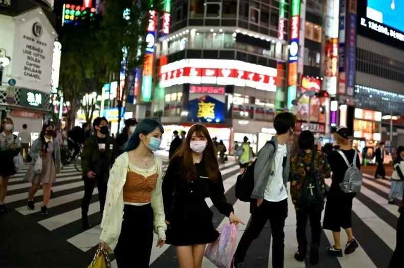 Click to enlarge tokyo face masks