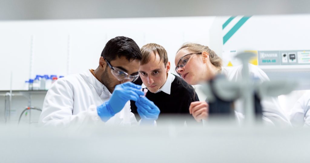 Click to enlarge biology engineers laboratory
