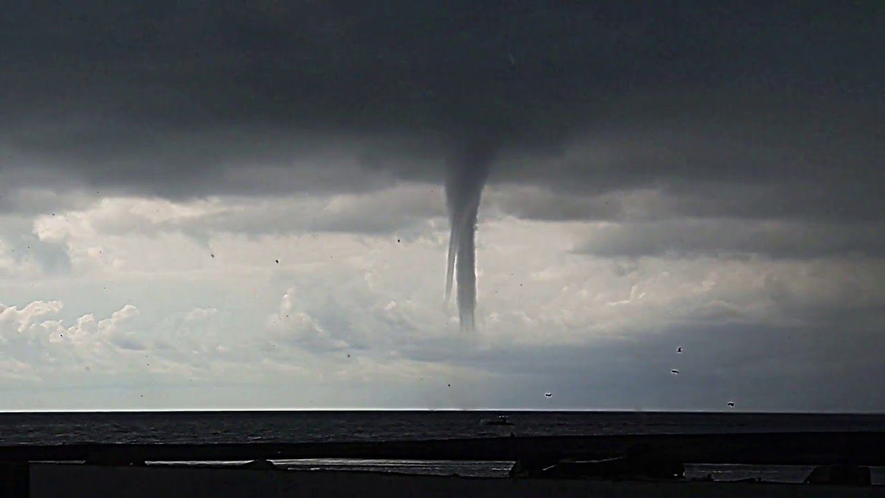 waterspout