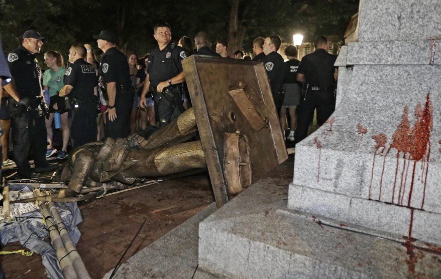 Click to enlarge confederate statue Silent Sam toppled
