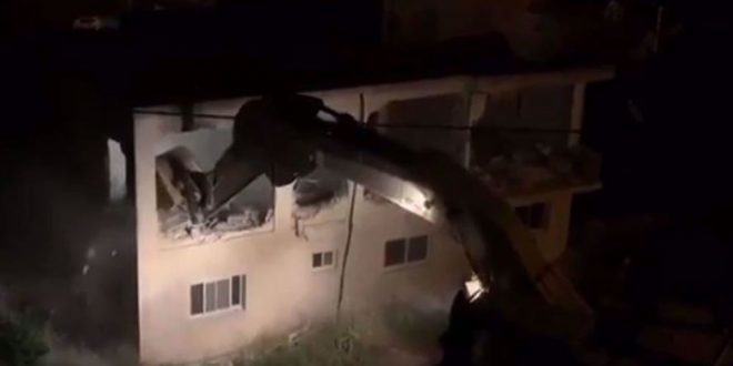 Israel destroys Palestinian structure