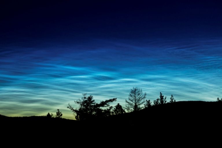Click to enlarge Noctilucent clouds over Osoyoos, British Columbia, on June 1, 2020