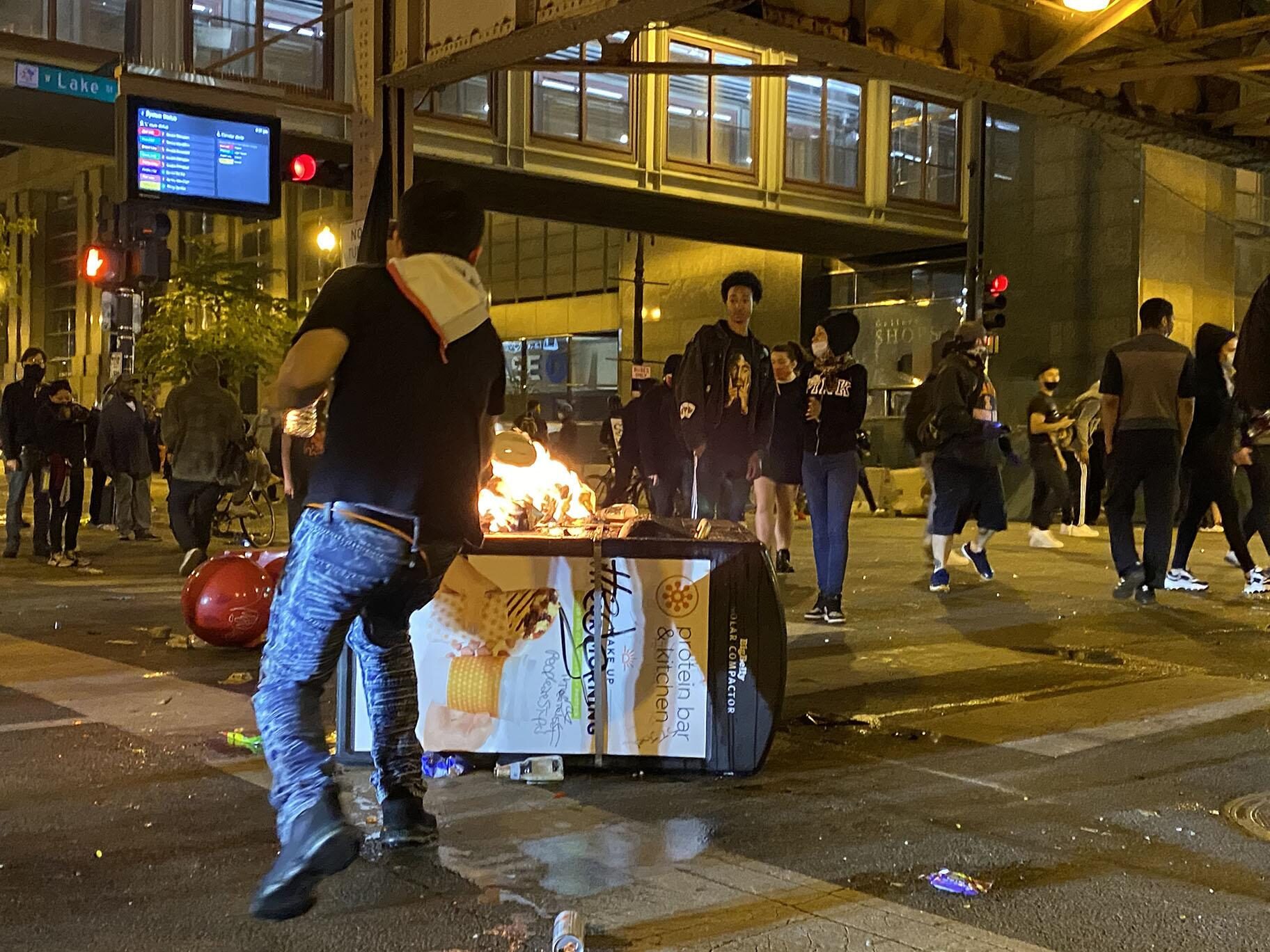riots Chicago May 2020