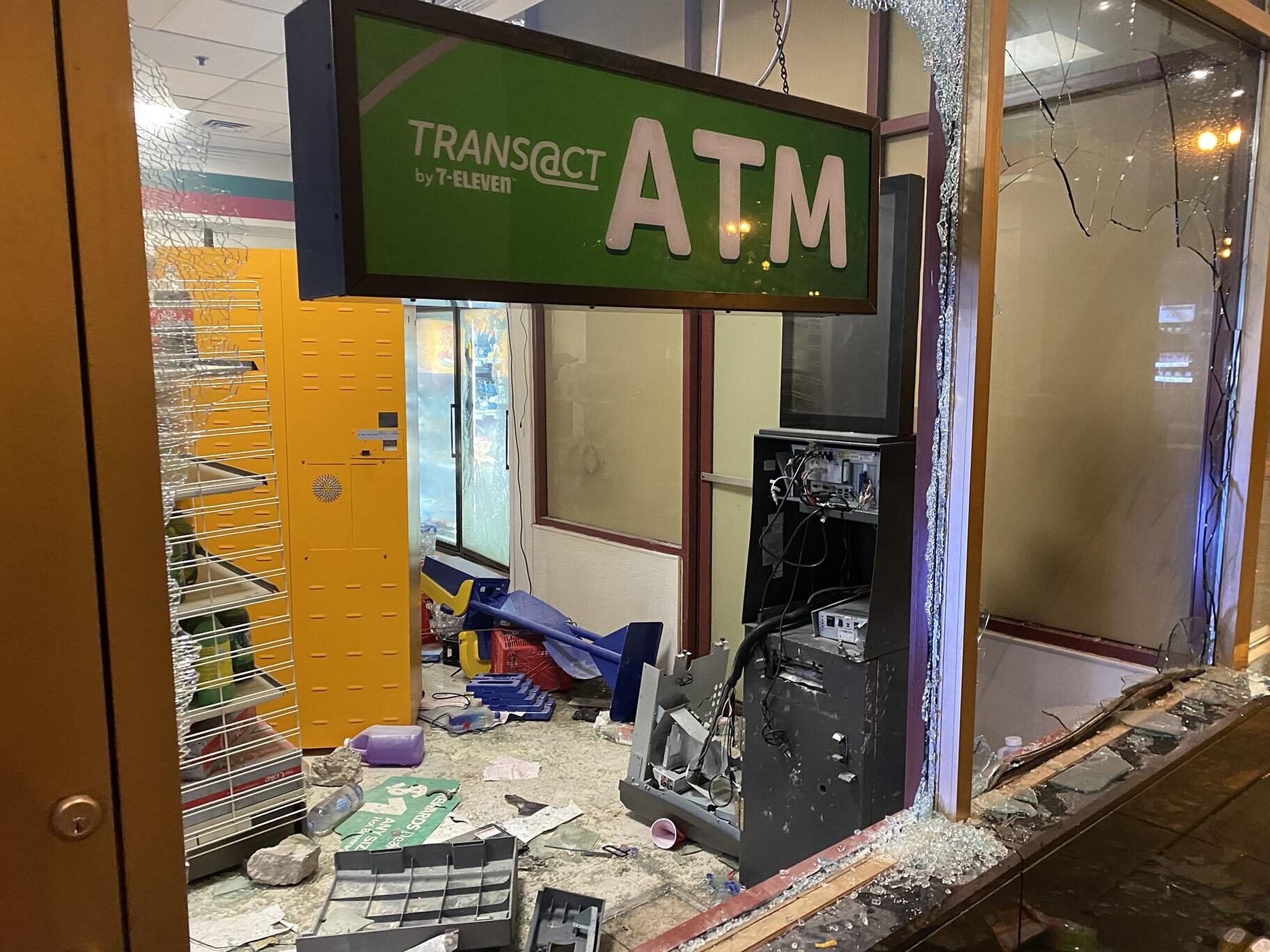 chicago riots looting May 2020