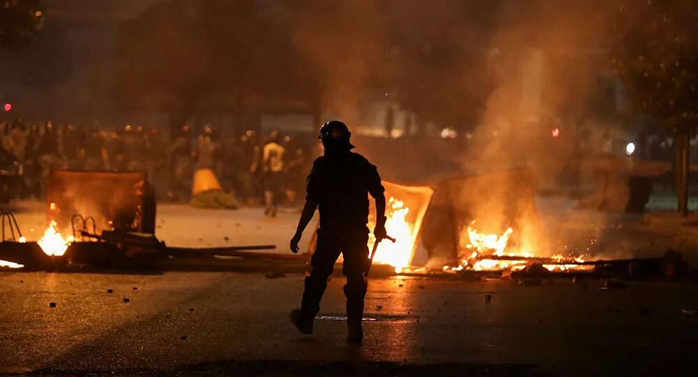 lebanon civil unrest economy army