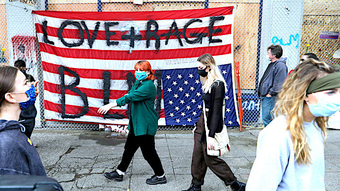 Click to enlarge flag upside down