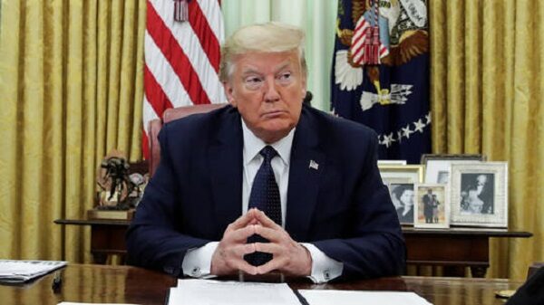 Trump signs police executive order