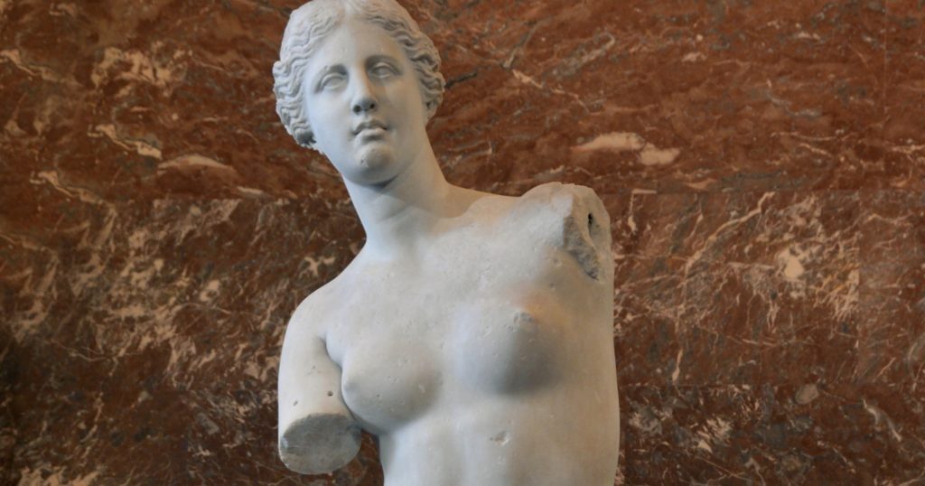 Click to enlarge venus de milo head