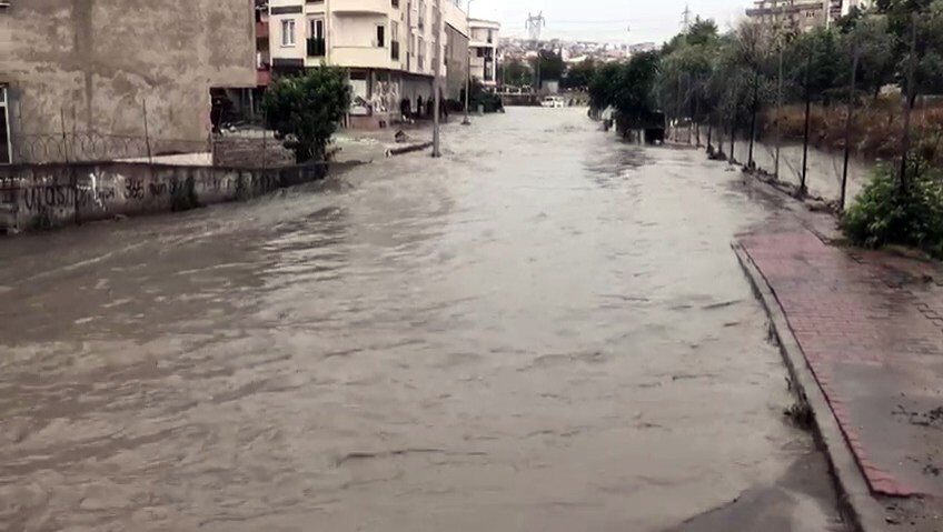 The flooding in Istanbul's Esenyurt, June 23, 2020.