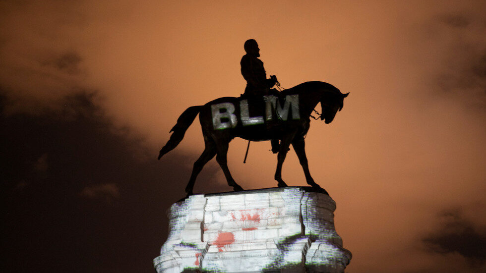 blm monument statue