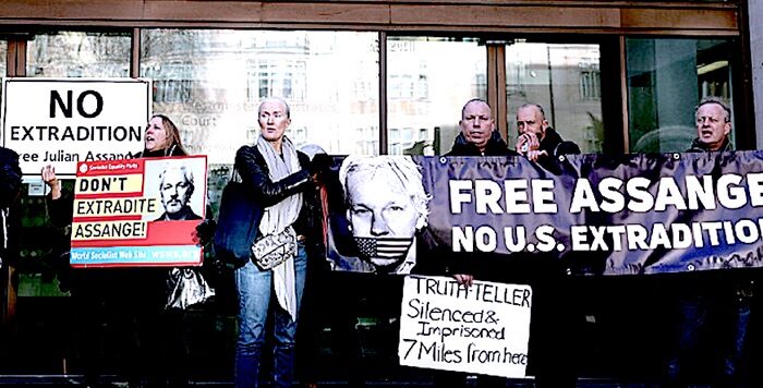 Click to enlarge Protesters Assange