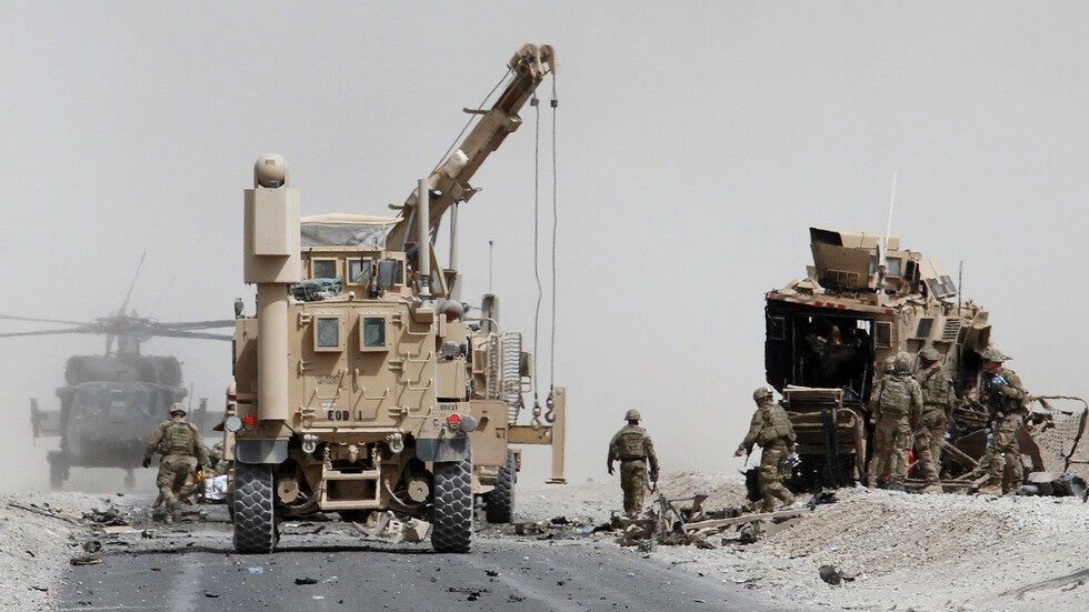 Click to enlarge US troops