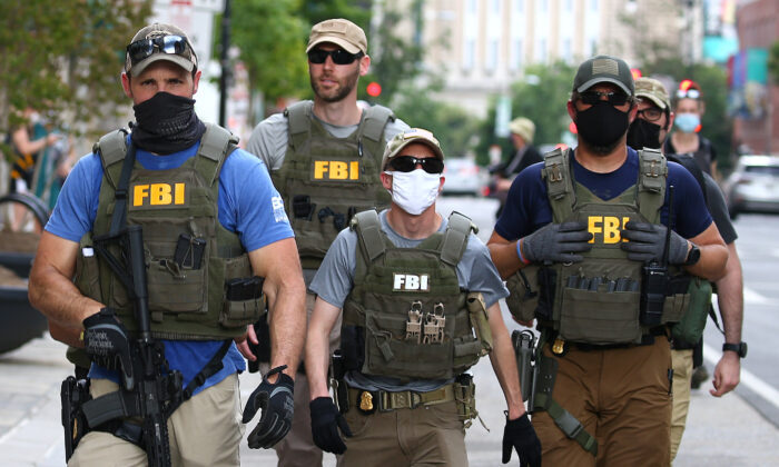 FBI agents