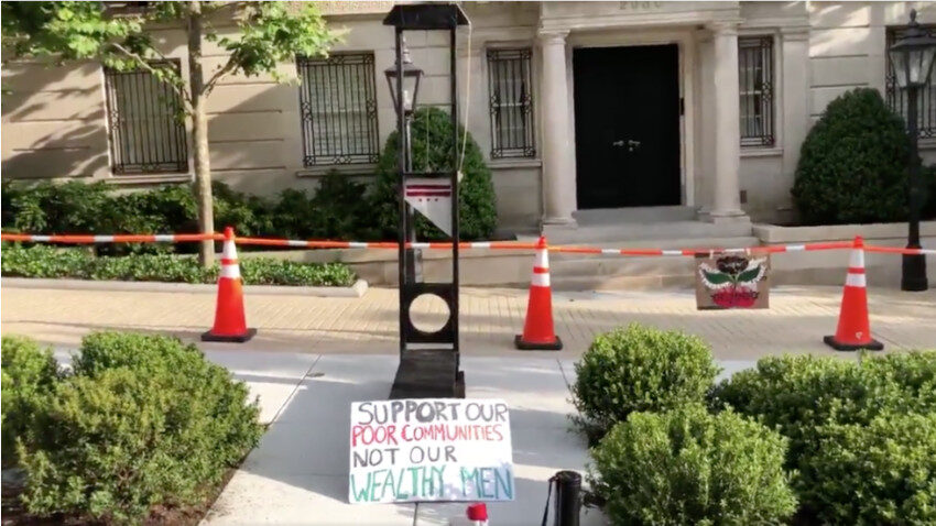 Click to enlarge Guillotine outside Jeff Bezos' DC residence