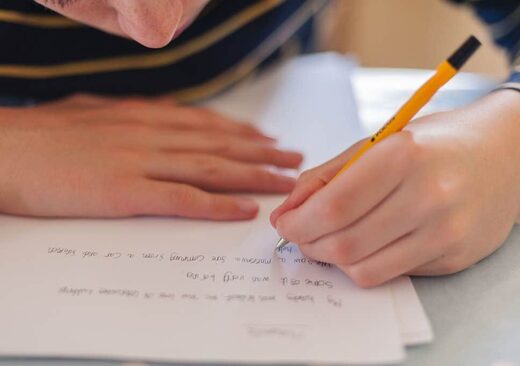 Left-handedness develops before birth