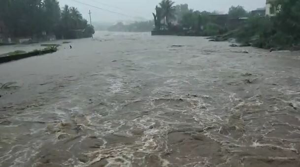 floods khambhaliya