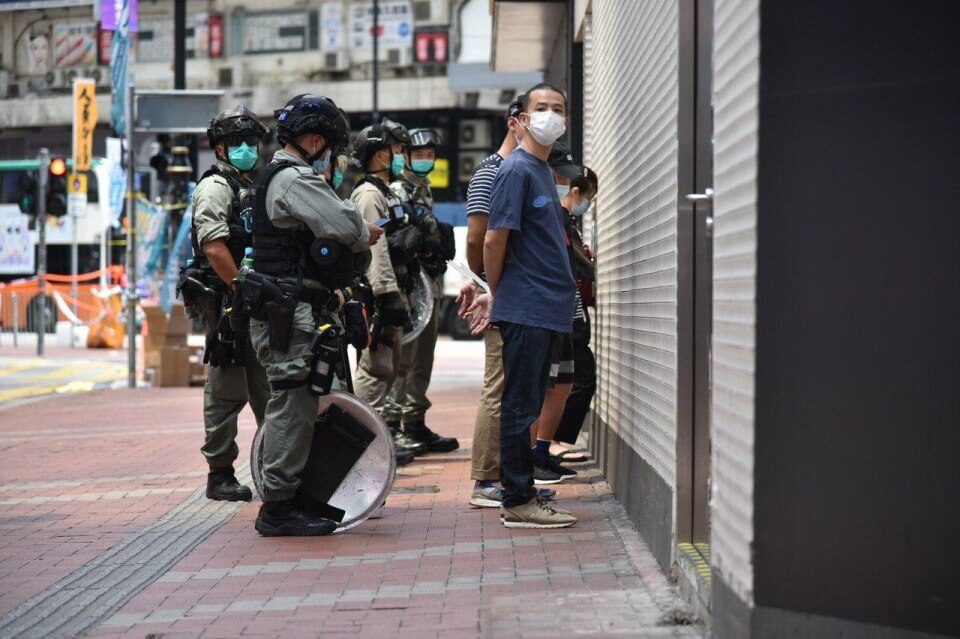 Click to enlarge hong kong police