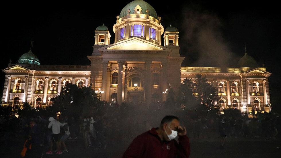 Click to enlarge Serbian parliament building