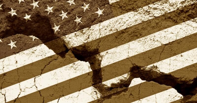 Click to enlarge fractured US flag