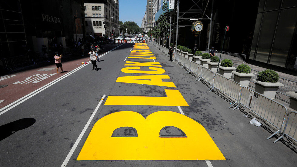 Click to enlarge black lives matter blm street painting new york