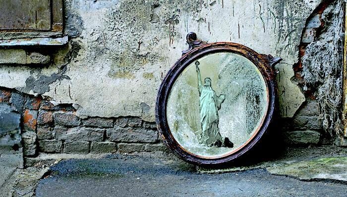 Click to enlarge Old mirrorS.of.L.