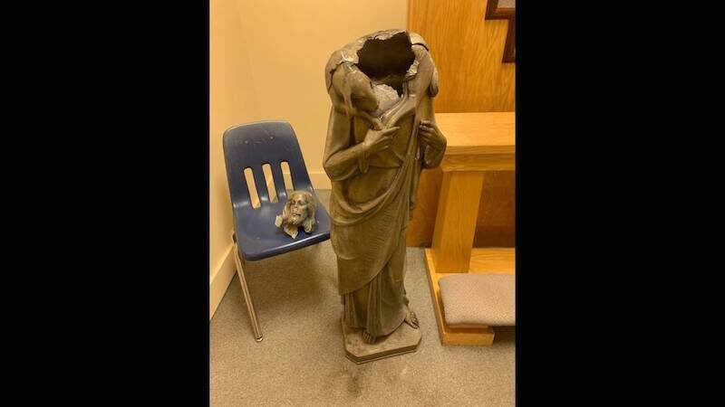 statue of Jesus was beheaded
