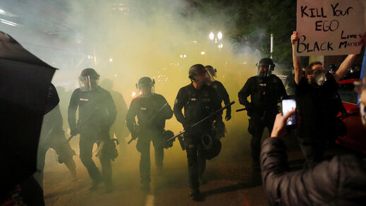 portland blm rioters police tear gas