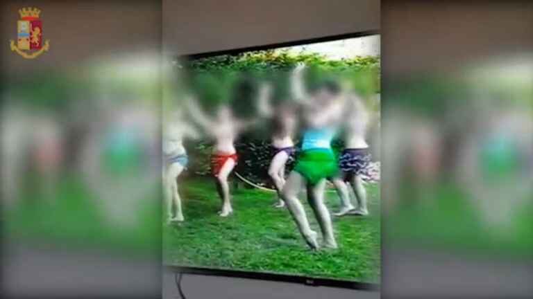 Click to enlarge italy sex cult