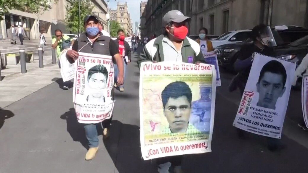 parents protest abducted children