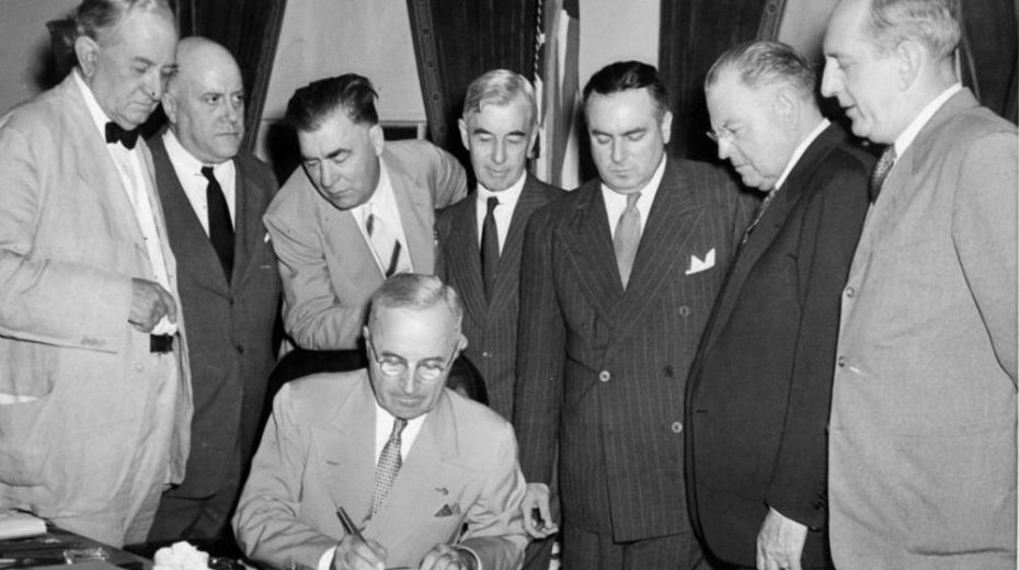 truman nukes atomic energy