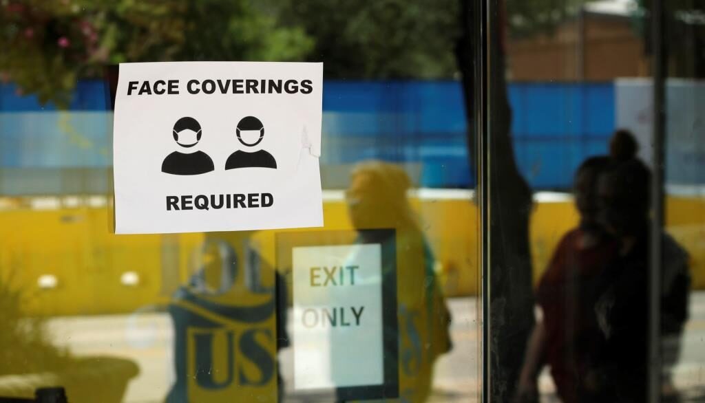 facemasks sign covid-19