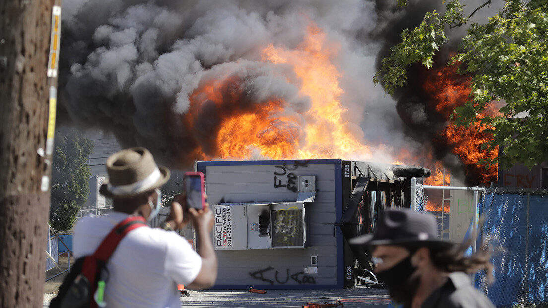 Click to enlarge seattle riots