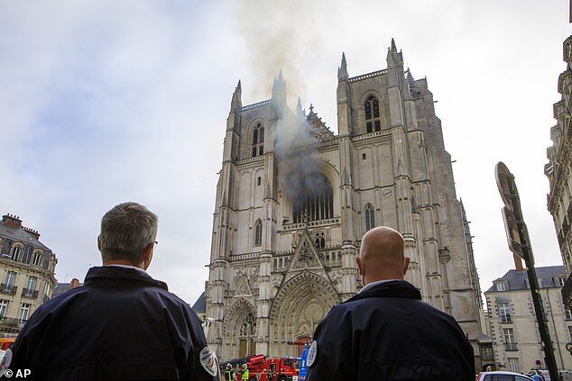 nantes cathedral fire