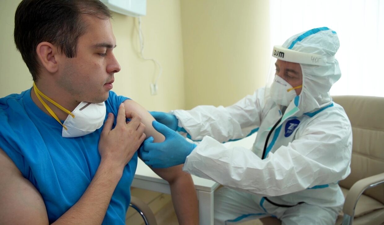 Click to enlarge russia vaccine coronavirus