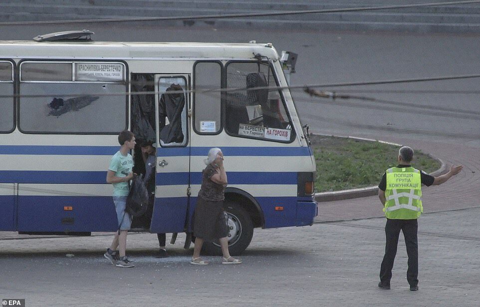 ukraine bus hostage vegan