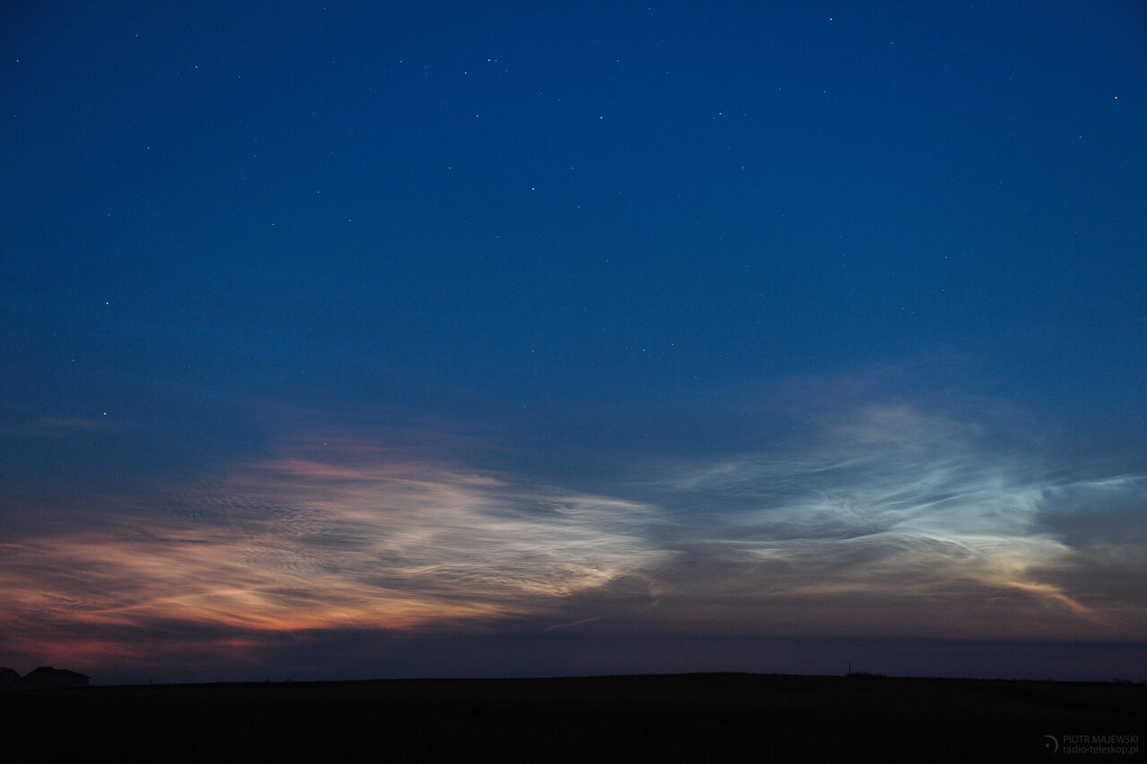 Click to enlarge red noctilucent cloud