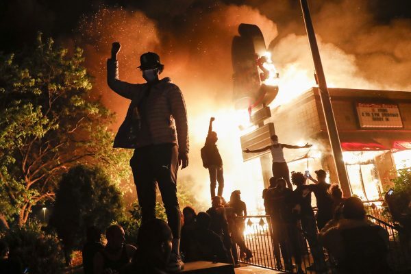 rioting Minneapolis