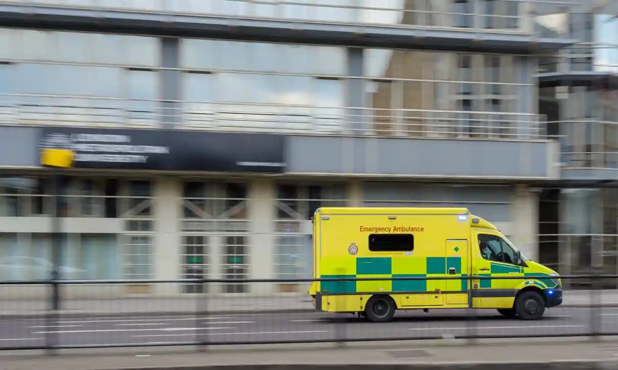 Click to enlarge ambulance