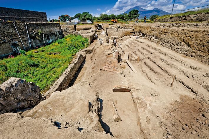 Click to enlarge pompeii