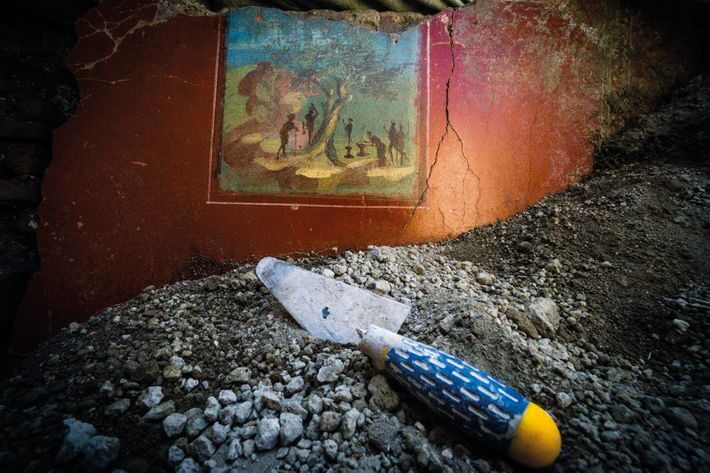 Click to enlarge Pompeii