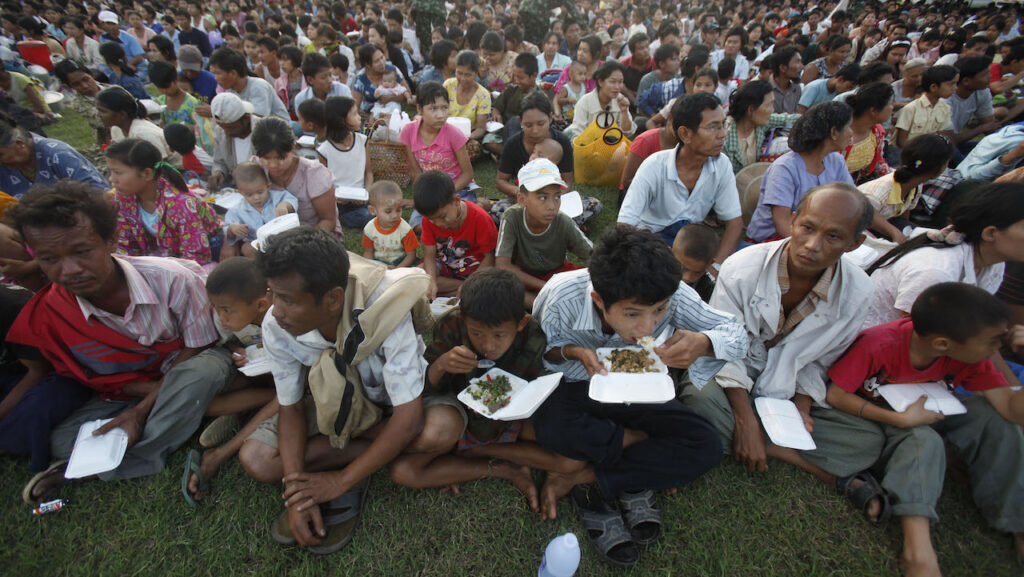 Click to enlarge Myanmar refugees