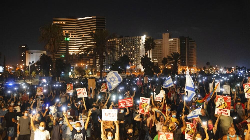 Click to enlarge protest covid israel netanyahu