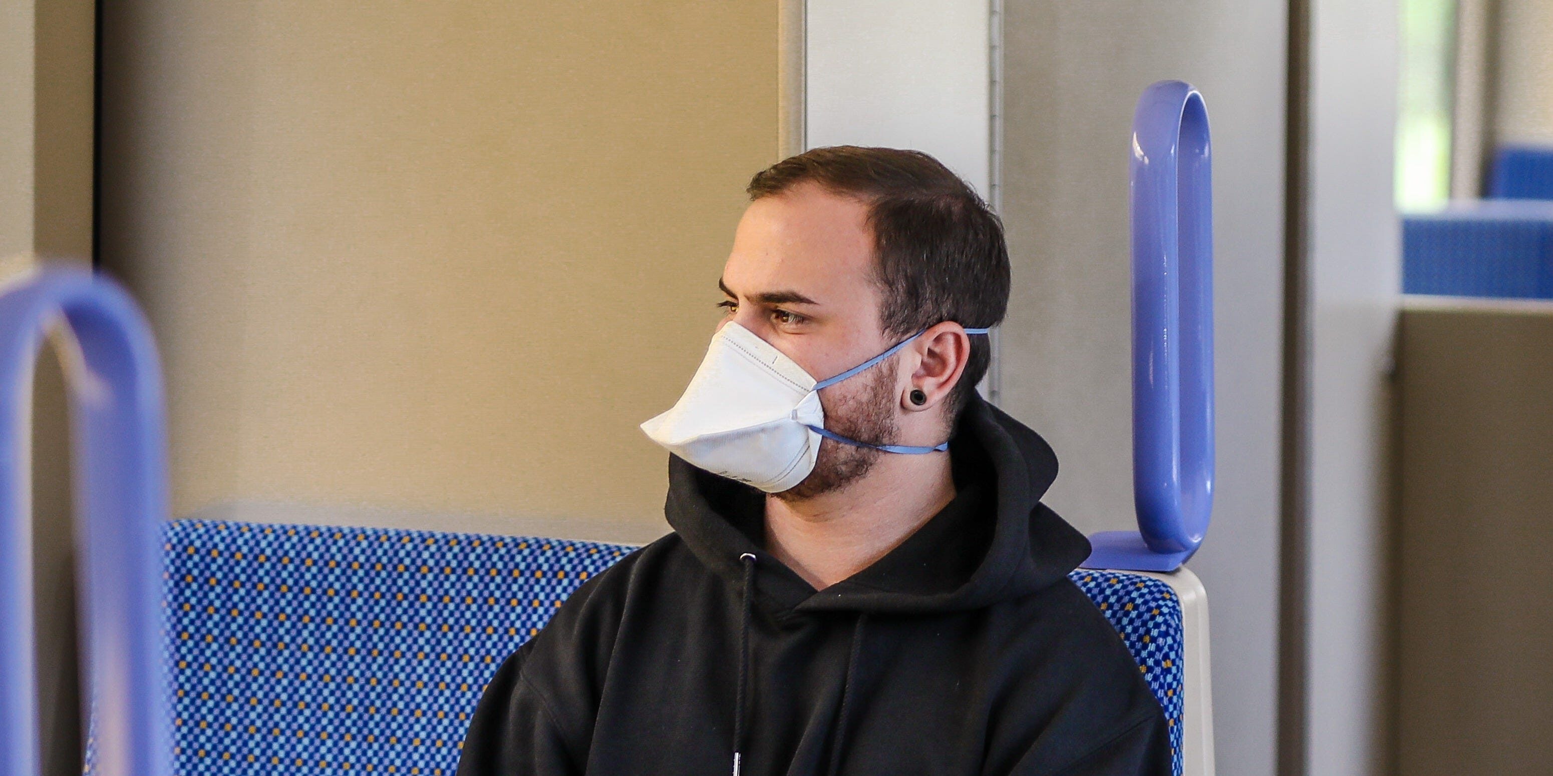 Click to enlarge face mask faulty