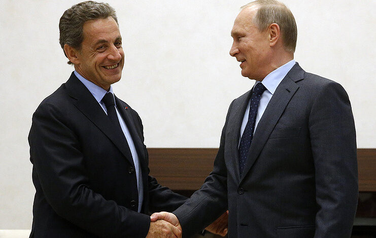 Click to enlarge Sarkozy and Putin