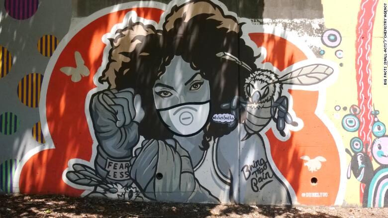 facemask graffiti