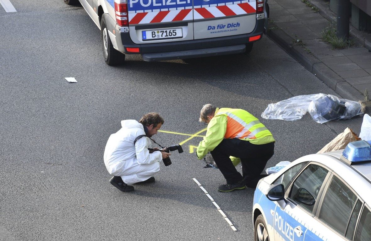 berlin motorway crash