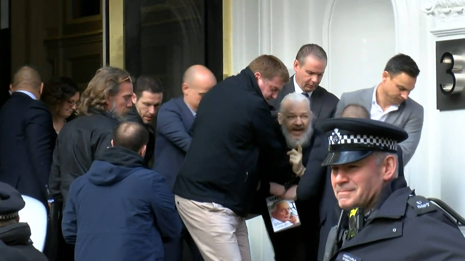 assange arrest